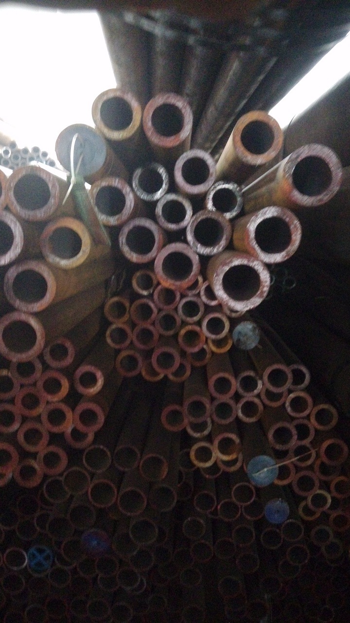 合金管寶鋼76X8