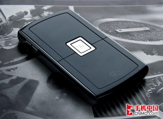 Wi-Fi GPS高端商務(wù) 黑莓8820綜合評測 