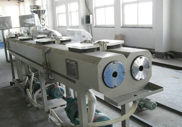 PVC電力管設備.jpg