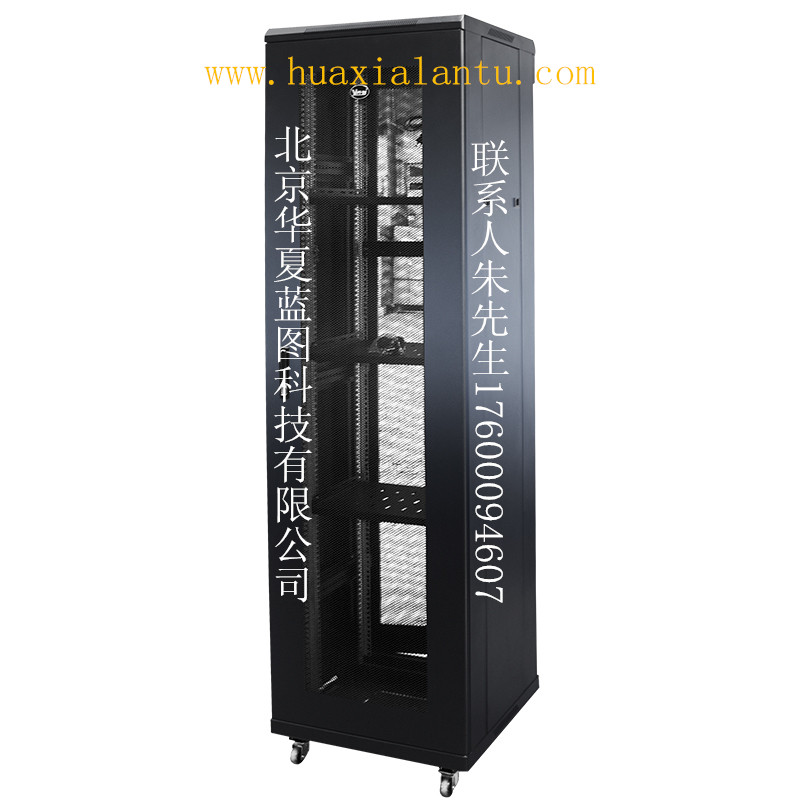 42服務(wù)器機(jī)柜整體.jpg
